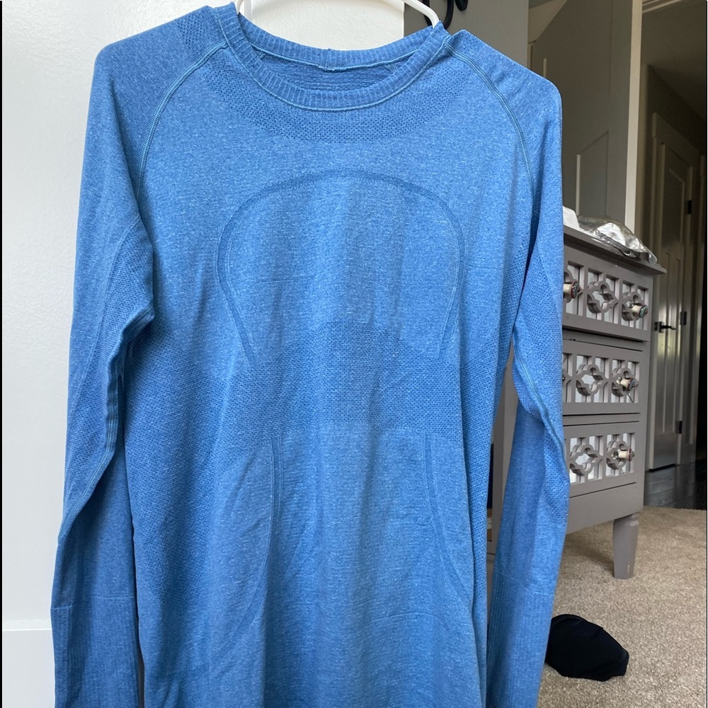 blue lululemon swiftly tech long sleeved shirt!